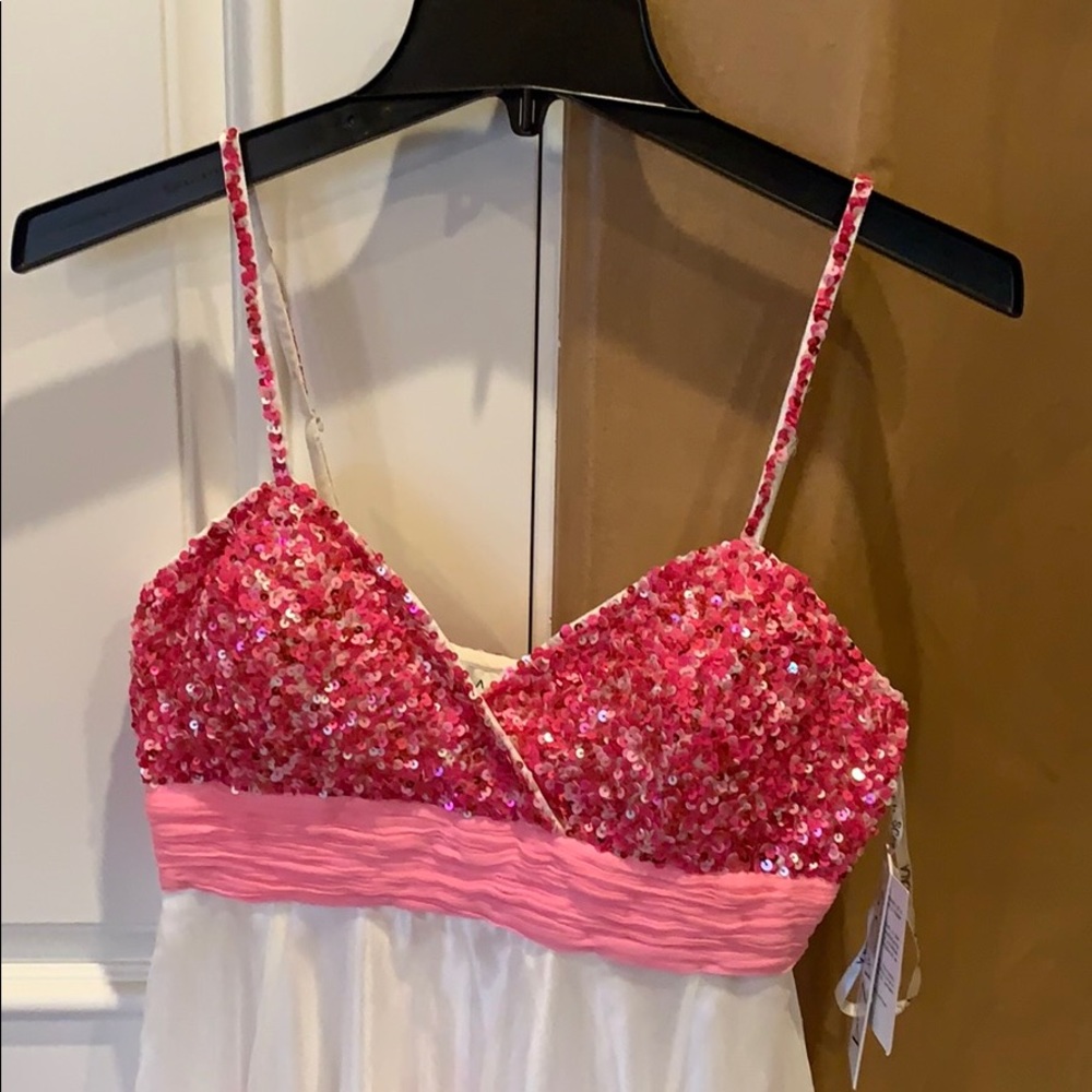 Scala Sz 6 Pink And White Gradient Color! - image 2